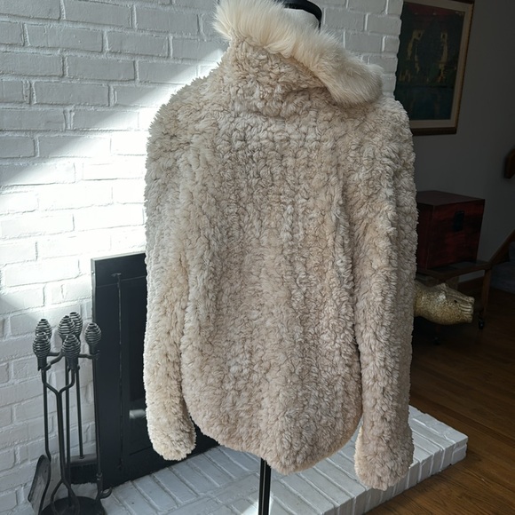 Paula Lishman Knot Fur Jacket |. Beaver and Fox Fur Jacket | a vintage treasure - Picture 6 of 17